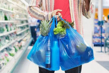 Montreal’s ban on plastic bags comes into effect